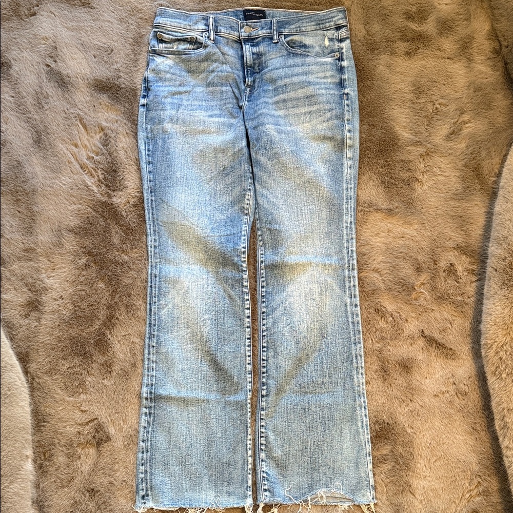 Lucky Brand Light Blue boot leg Jeans